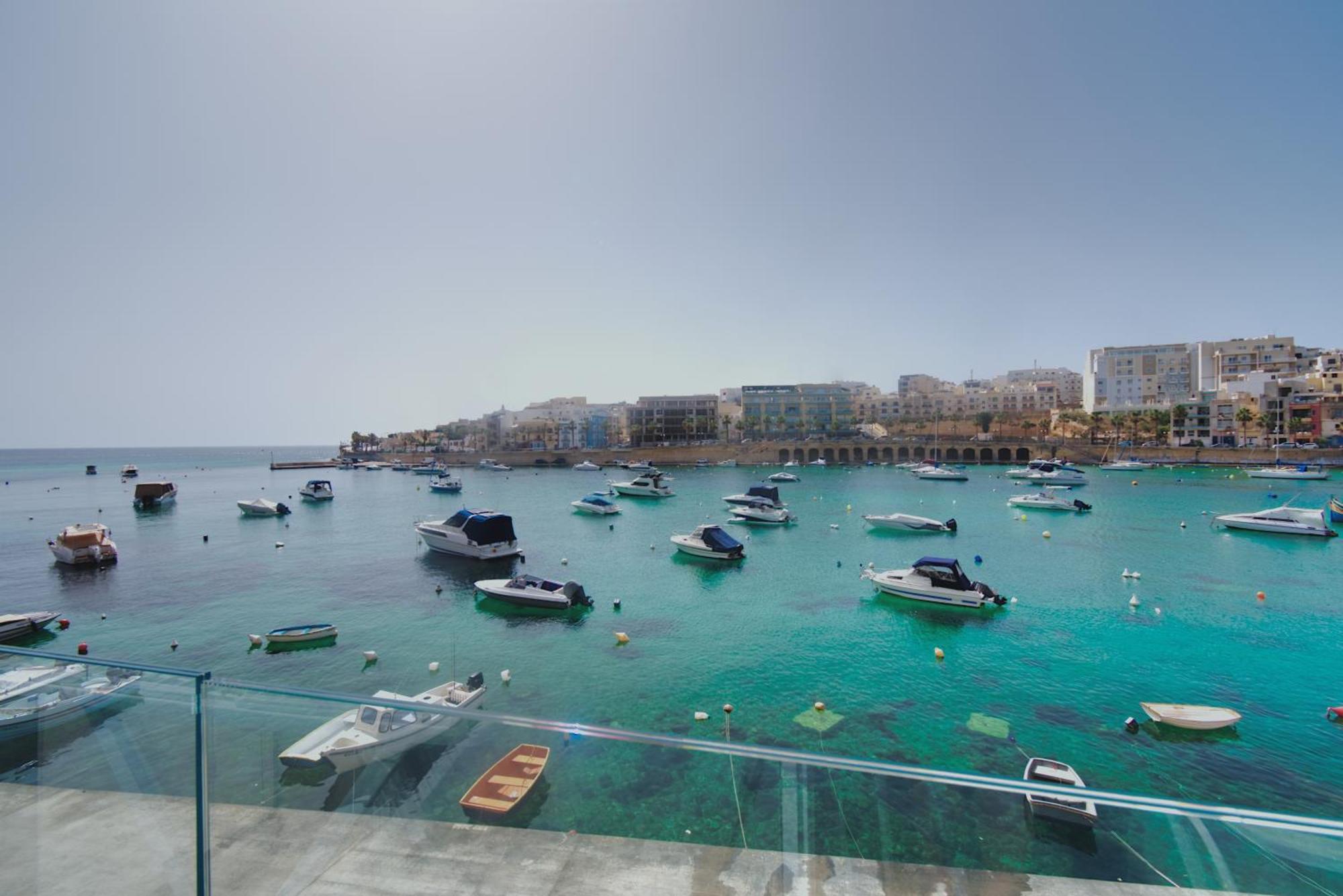Marbella Holiday Apartments - Seafront - Wifi Marsaskala Room photo